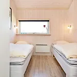 5 Star Holiday Home In Grossenbrode Semesterbostad